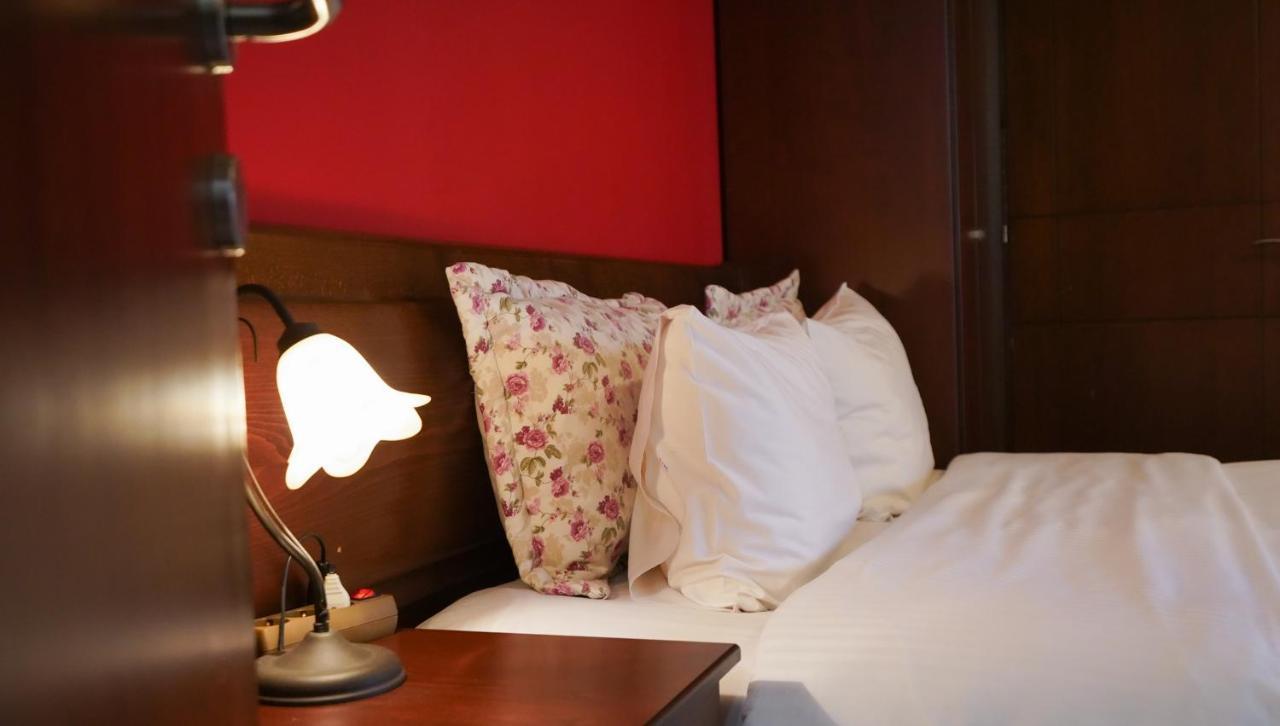 Guesthouse Liogerma Káto Loutrákion Dış mekan fotoğraf