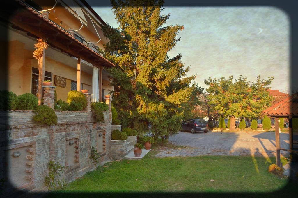 Guesthouse Liogerma Káto Loutrákion Dış mekan fotoğraf