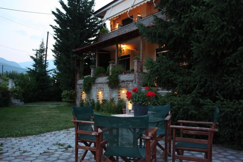 Guesthouse Liogerma Káto Loutrákion Dış mekan fotoğraf